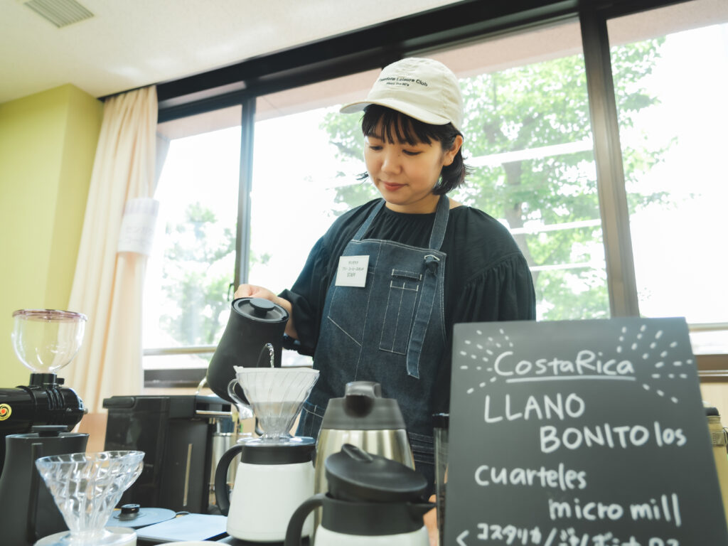 「ゼンガクジ フリー コーヒースタンド」オーナーバリスタのMutsumi