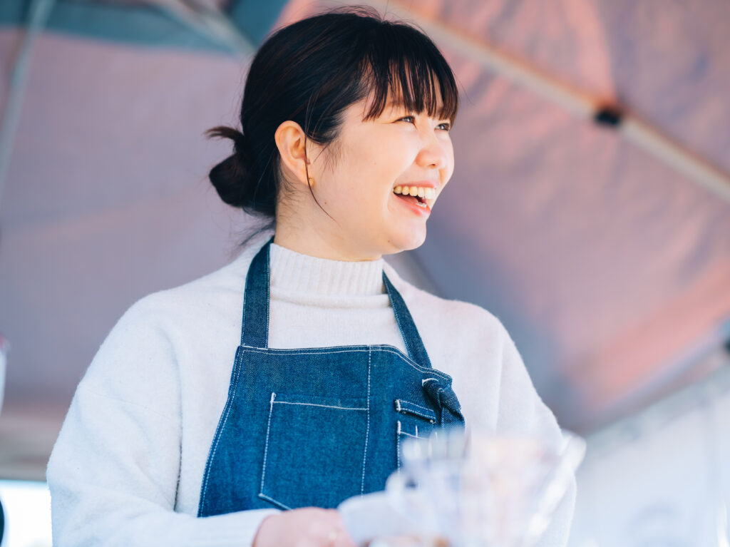 「ゼンガクジ フリー コーヒースタンド」オーナーバリスタのMutsumi