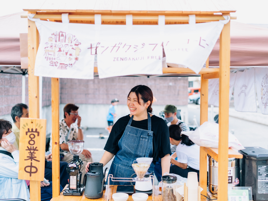 「ゼンガクジ フリー コーヒースタンド」オーナーバリスタのMutsumi