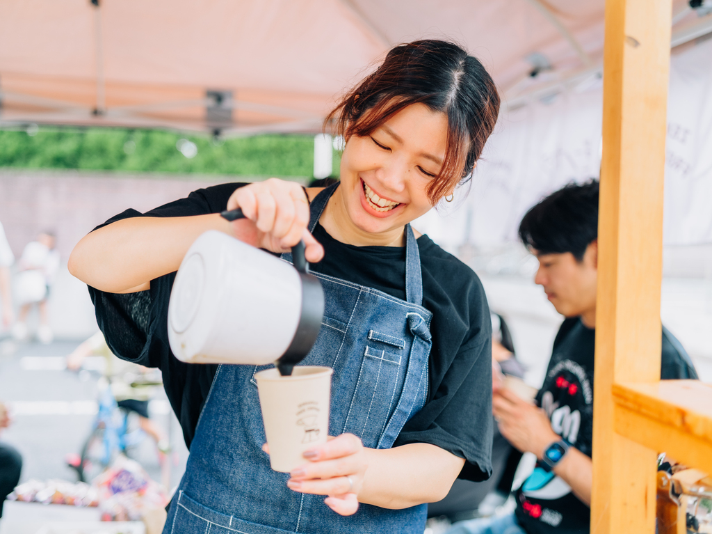 「ゼンガクジ フリー コーヒースタンド」オーナーバリスタのMutsumi