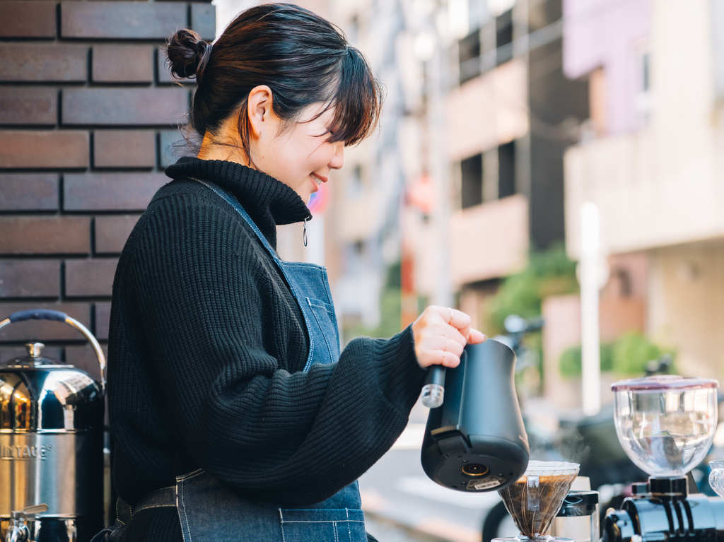 「ゼンガクジ フリー コーヒースタンド」オーナーバリスタのMutsumi