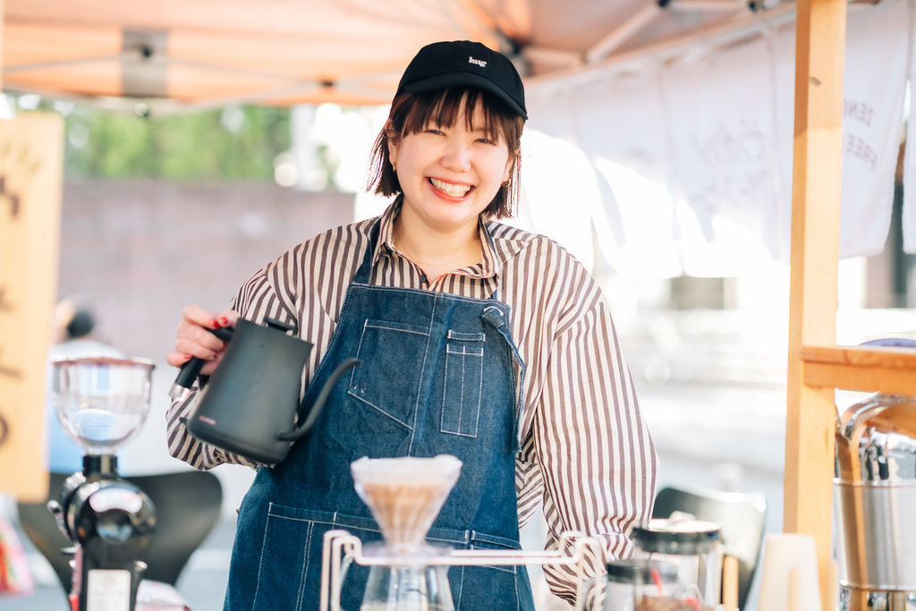 「ゼンガクジ フリー コーヒースタンド」オーナーバリスタのMutsumi