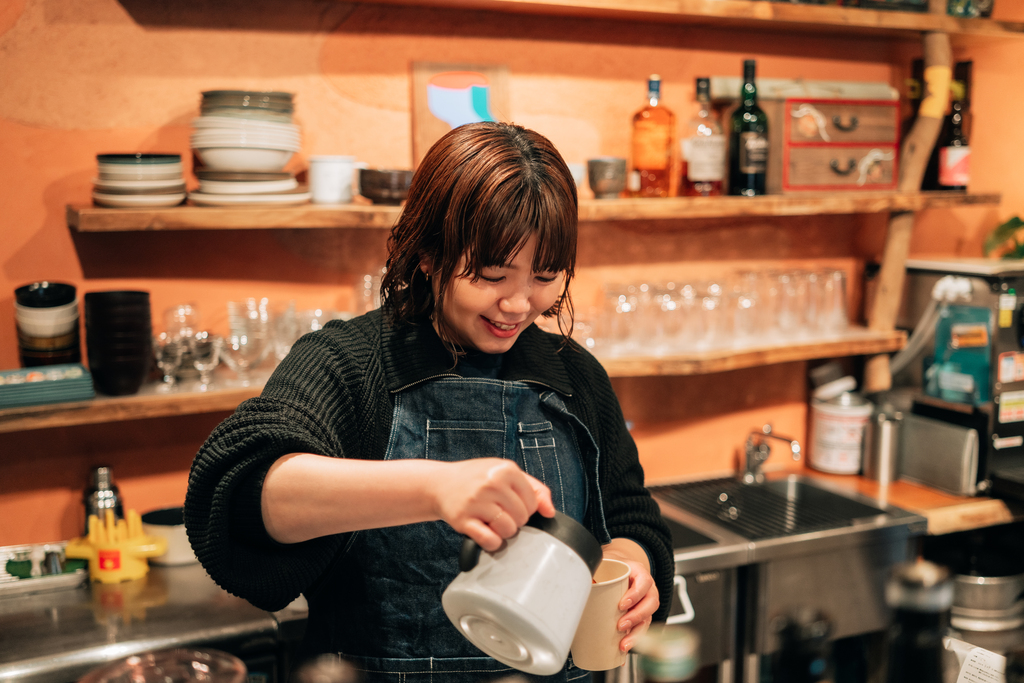 「ゼンガクジ フリー コーヒースタンド」オーナーバリスタのMutsumi